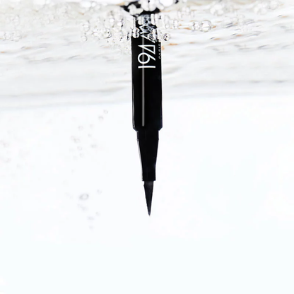 1944 Paris La Plume Eyeliner Precise Felt-Tip Black 0.6 ml