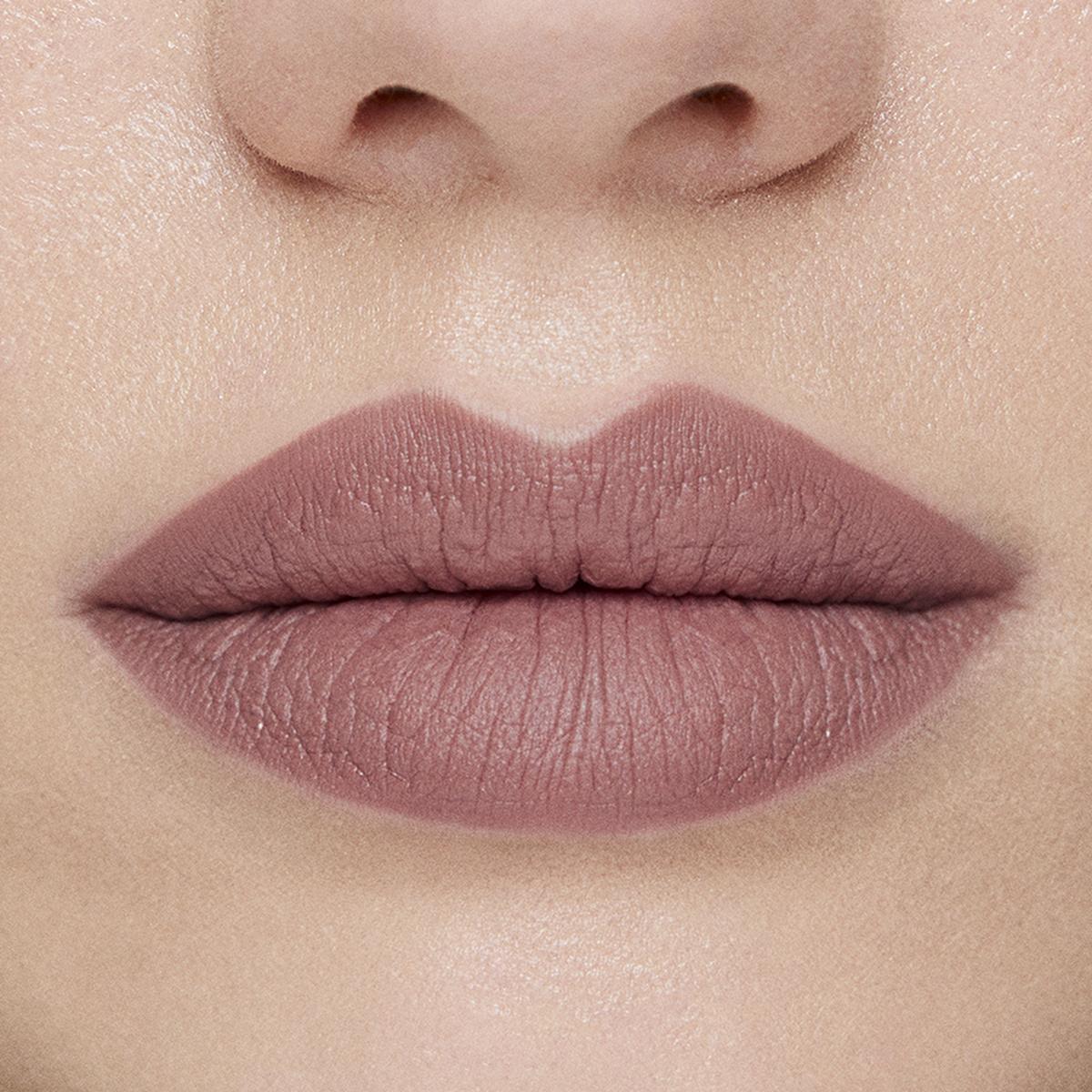 Beaulis Matte Lip Crayon - Long-Lasting Lip Color for Precise Application