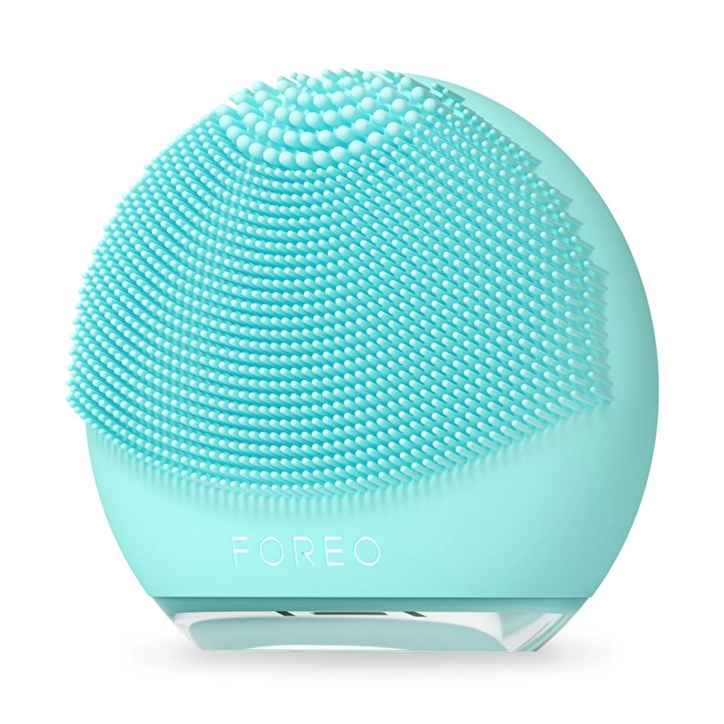 Foreo Luna 4 Play Facial Cleansing Device for Deep Cleansing