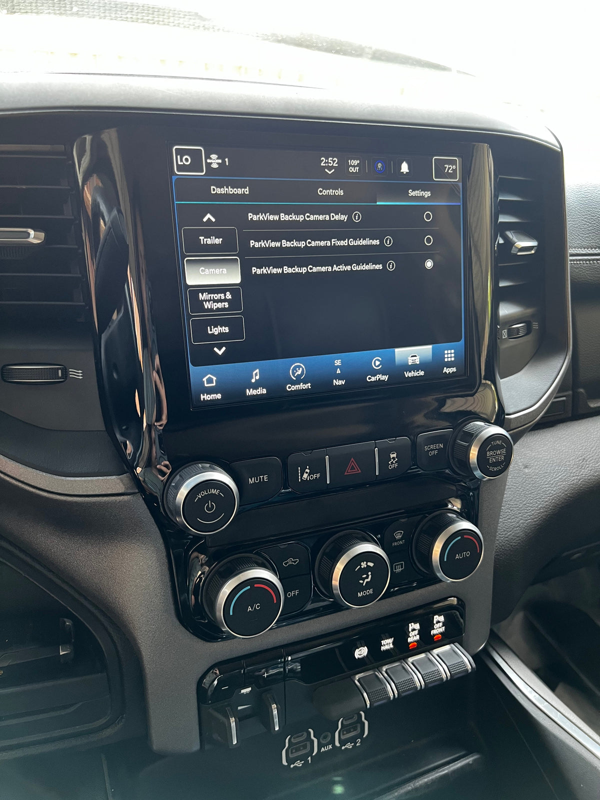 2019-2024 RAM 1500 UBL Uconnect 5 Upgrade kit with 8.4-inch Touchscreen including Wireless Apple CarPlay / Android Auto