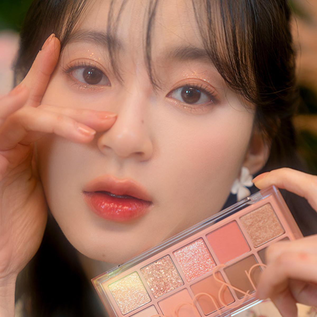 rom&nd Better Than Palette: Shade & Shadow Garden - Versatile Korean Eyeshadow Palette for Long-Lasting, Stunning Eye Makeup