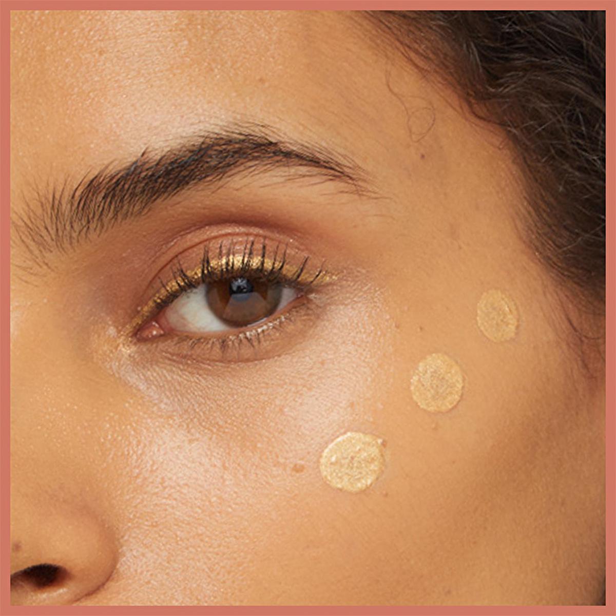 Maybelline Sunkisser Liquid Highlighter - Radiant Glow, Natural Finish - Blendable, Easy to Apply Illuminating Makeup