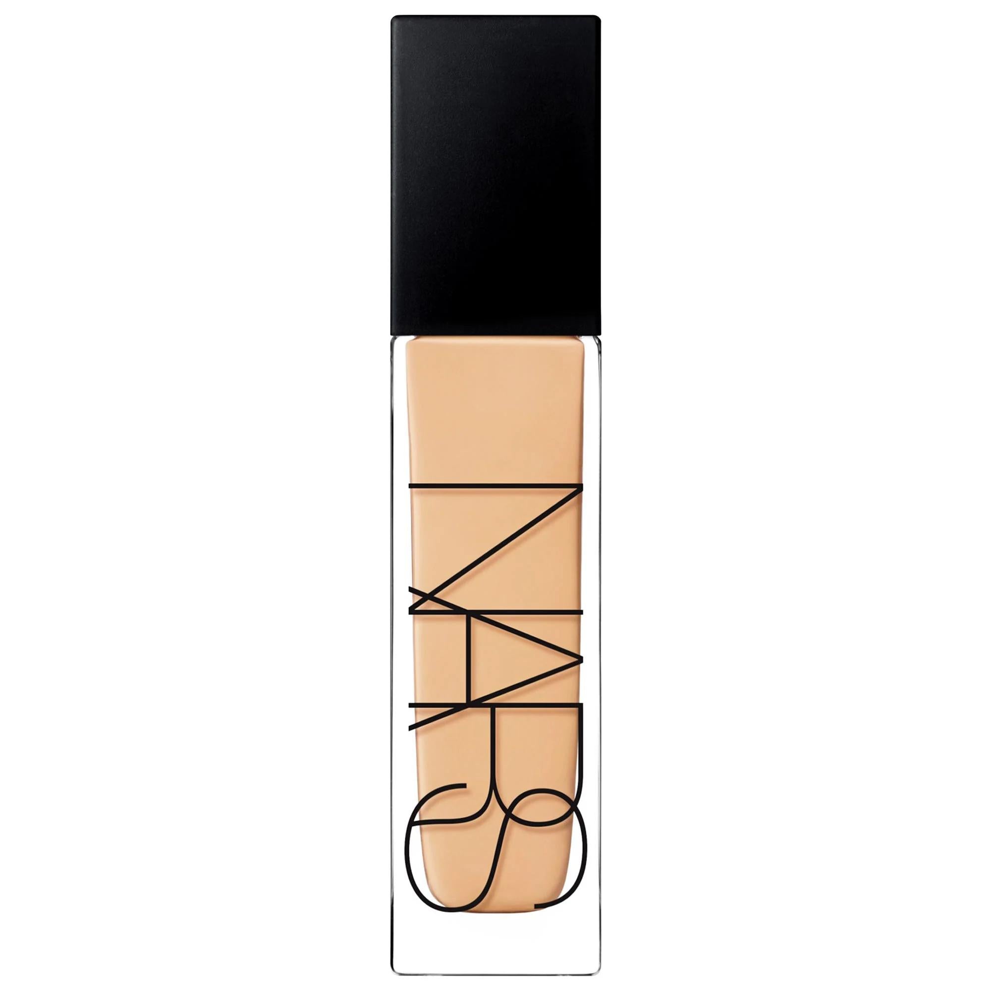 Natural Radiant Longwear Full Coverage Foundation - 16 Hour Wear, Buildable, Natural Finish