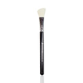 Nascita Angled Blush & Highlighter Brush 305 for Seamless Blending