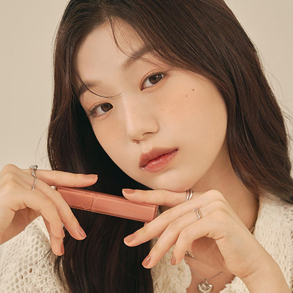 rom&nd Dewy Ful Water Tint: Hydrating, Glossy Lip Tint for a Luminous K-Beauty Look - Non-Sticky, Long-Lasting Color