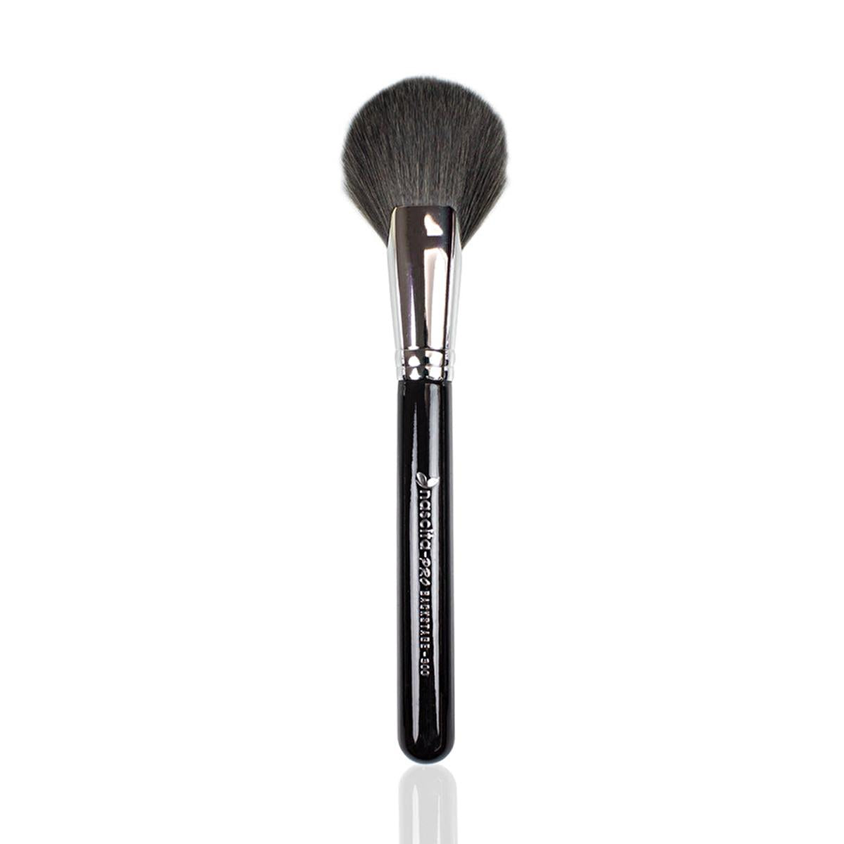 Nascita Oval Makeup Brush for Powder, Bronzer & Highlighter Application - Large Size