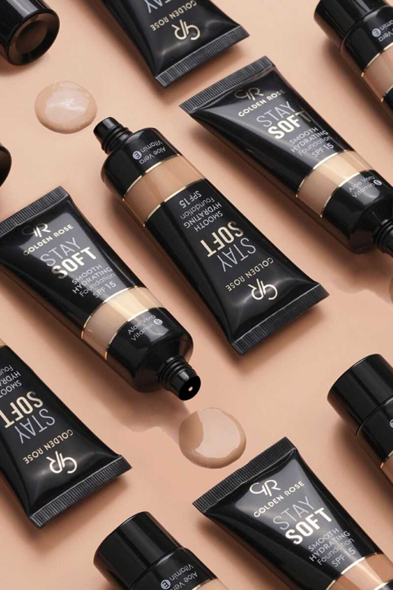 Golden Rose Stay Soft Smooth Hydrating Foundation - 206 - 30ml