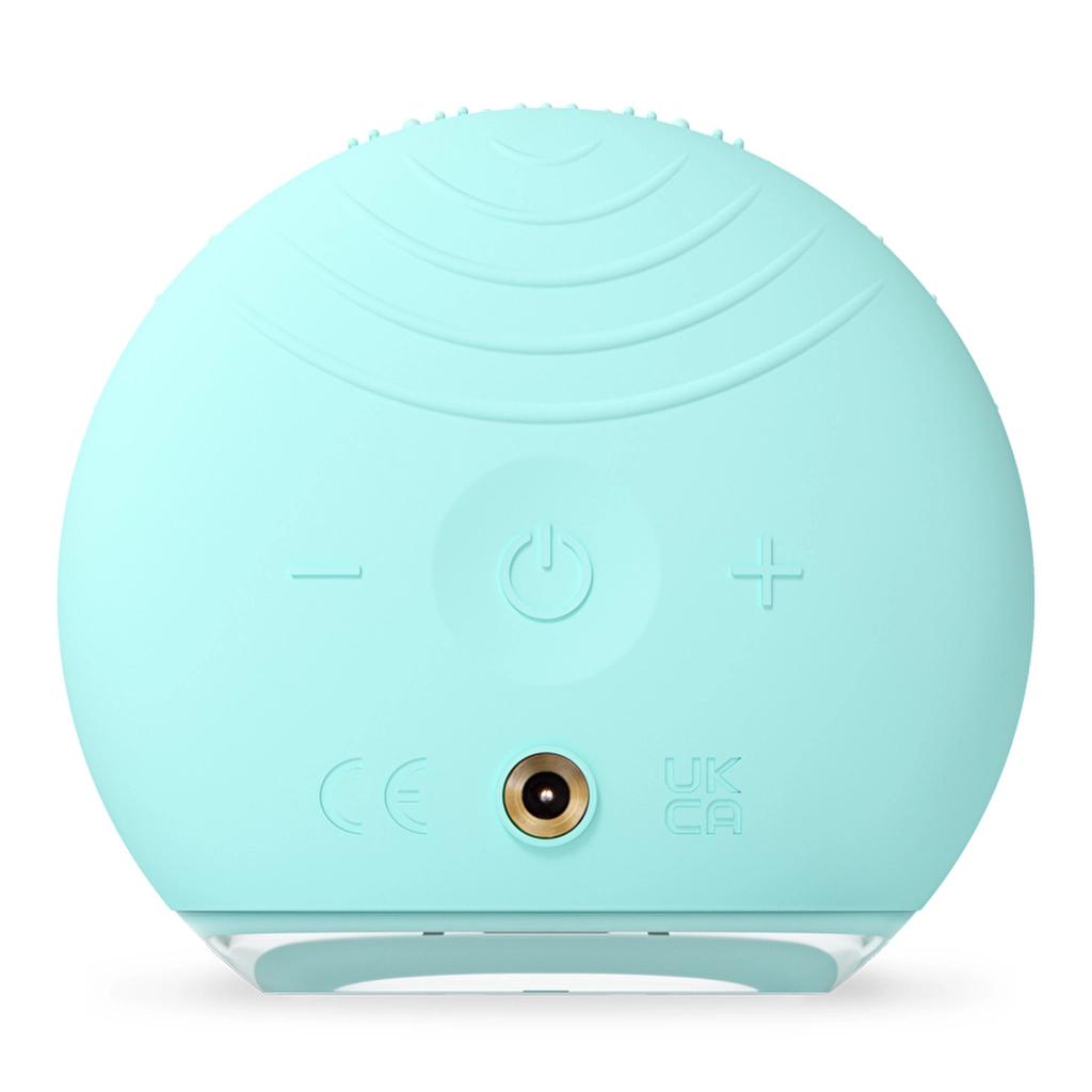 Foreo Luna 4 Play Facial Cleansing Device for Deep Cleansing