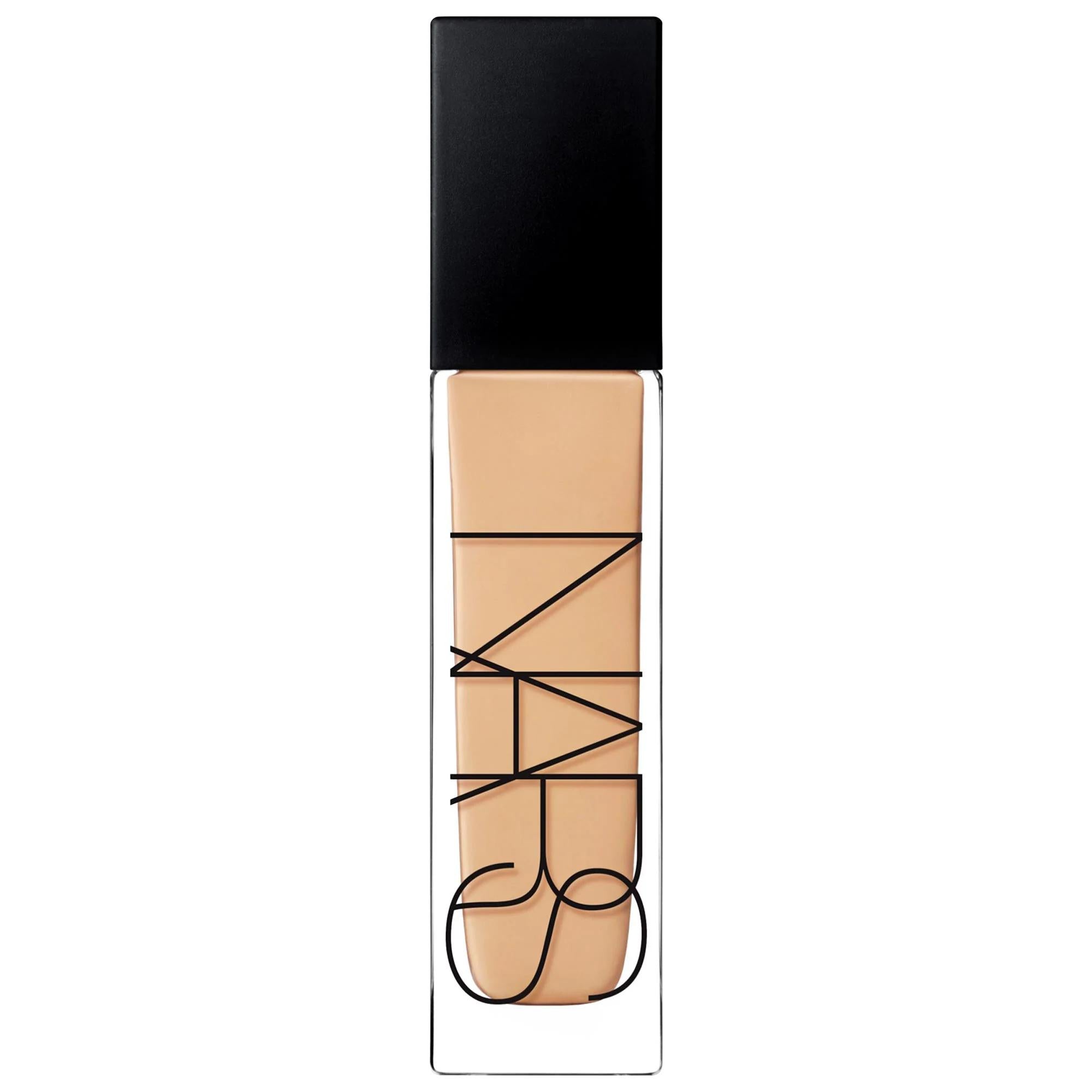 Natural Radiant Longwear Full Coverage Foundation - 16 Hour Wear, Natural Finish, Liquid Formula for Normal to Dry Skin