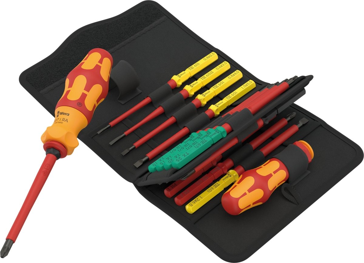 Wera Kraftform Kompakt VDE 17 RA 1 Ratcheting Screwdriver Set Metric 05006618001